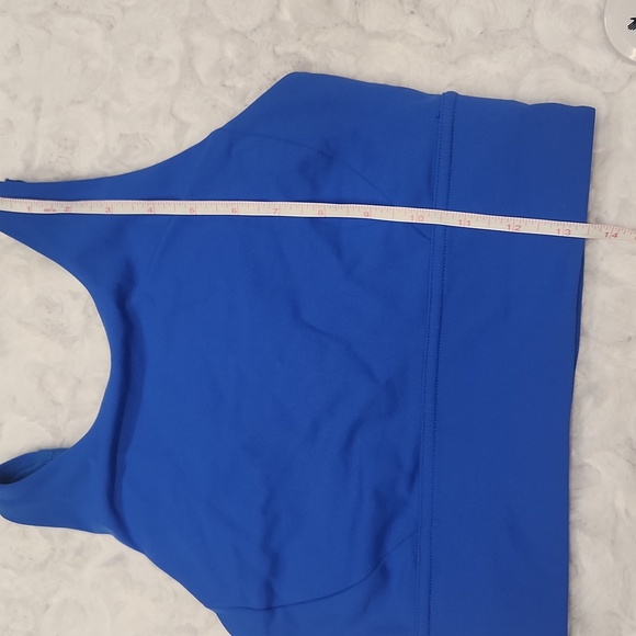 Lululemon long line bra top. See pictures to know the size, no label. - Picture 7 of 8